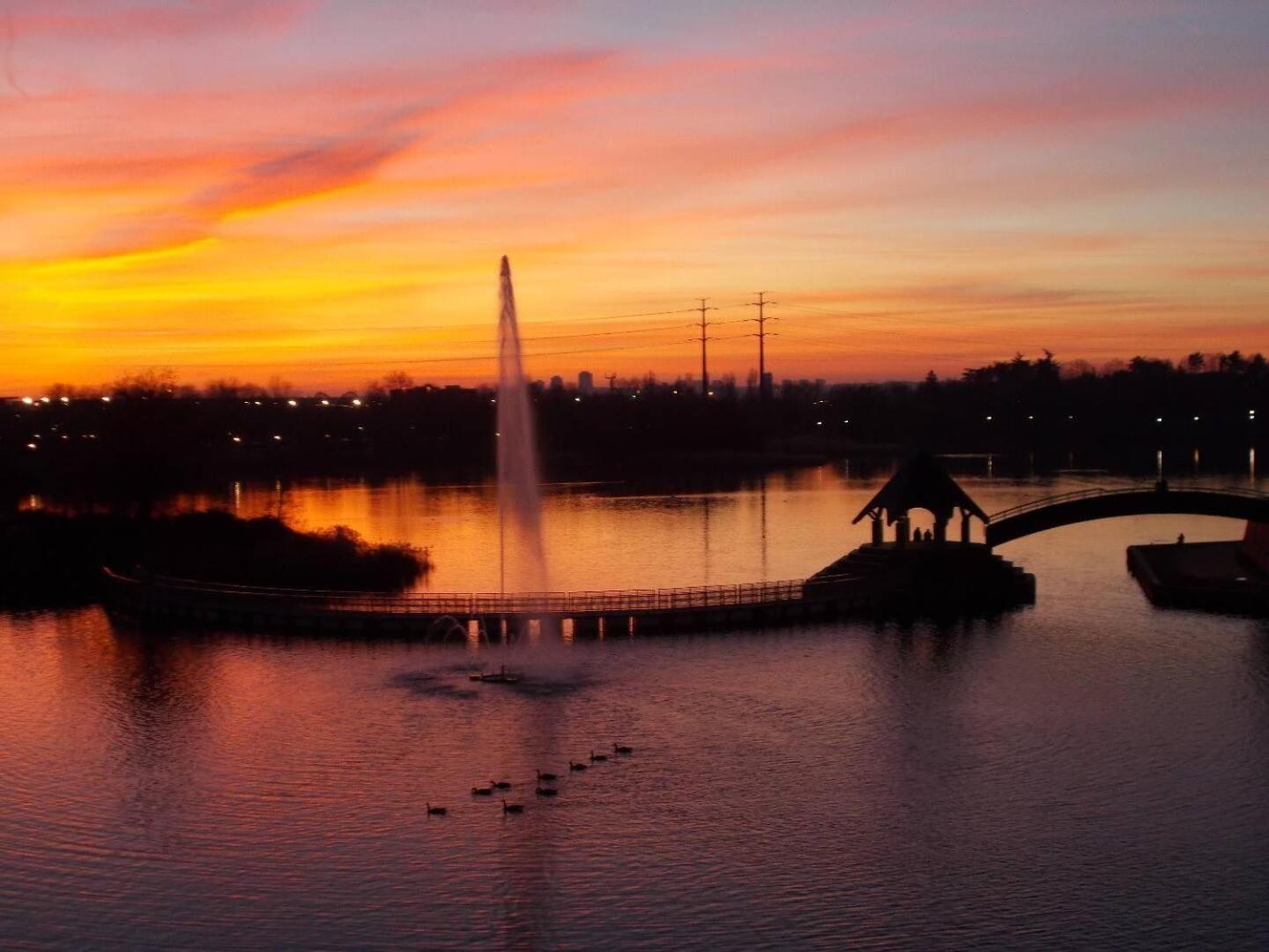 Créteil Vue Exceptionnelle Sur Le Lac מראה חיצוני תמונה
